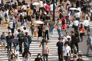 现存连续得分20+场次：库里与米切尔21场居首 大帝约基奇分列二三